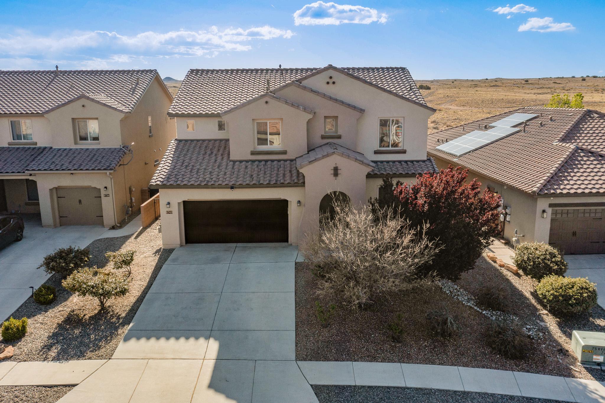 8740 ABIERTO VISTA Circle - Main Image