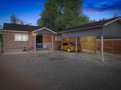 2201 7th Street NW Street NW, Albuquerque
