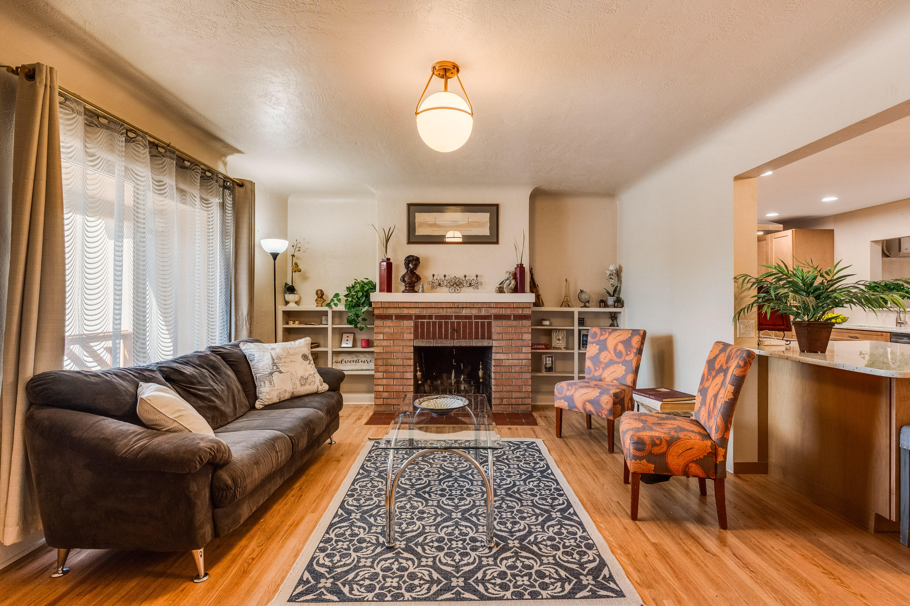 4749 TRUMBULL Avenue SE - Main Image