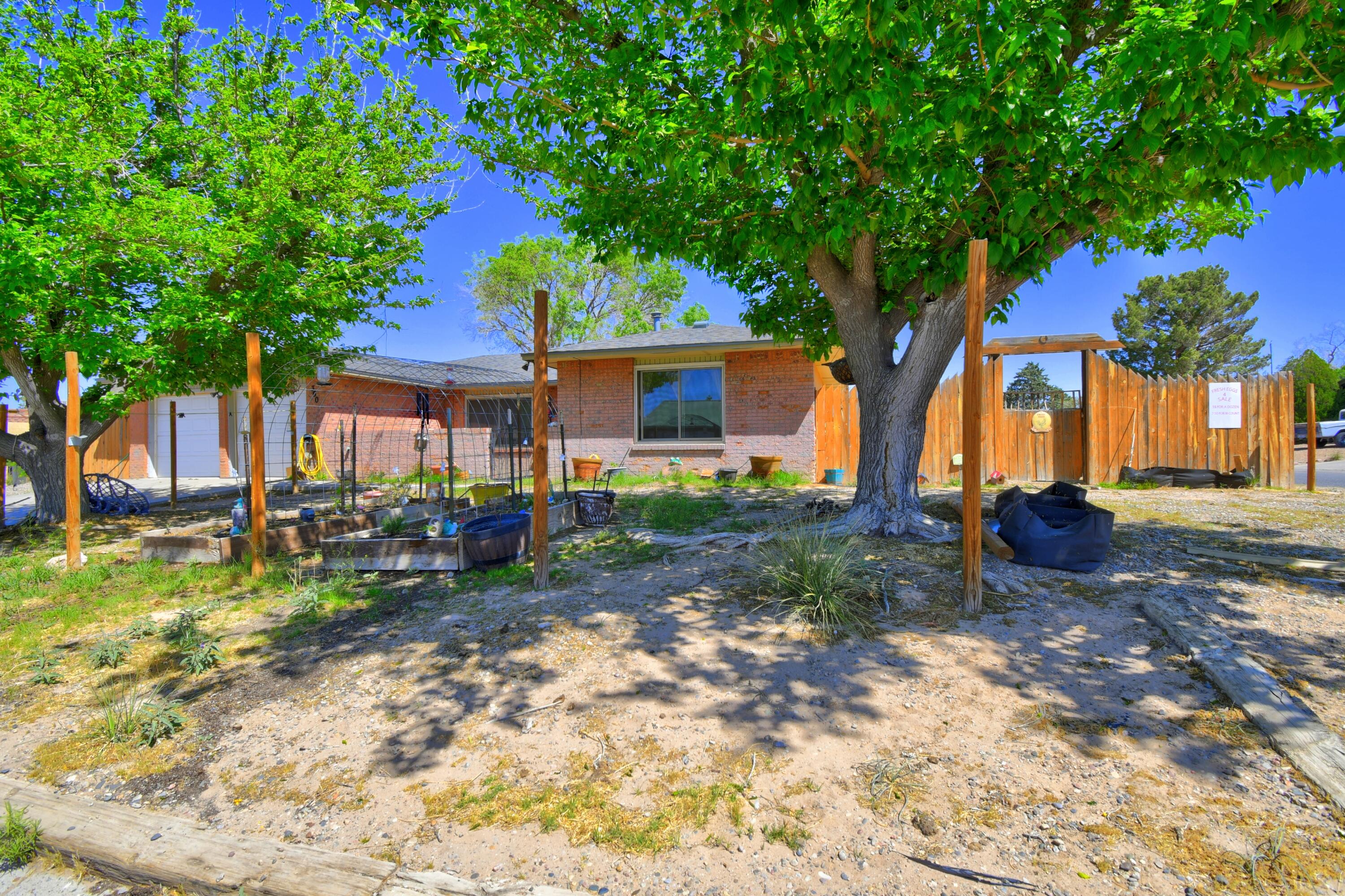 360 Knox Court - Main Image
