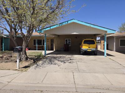 908 W CHAVEZ Avenue, Belen 