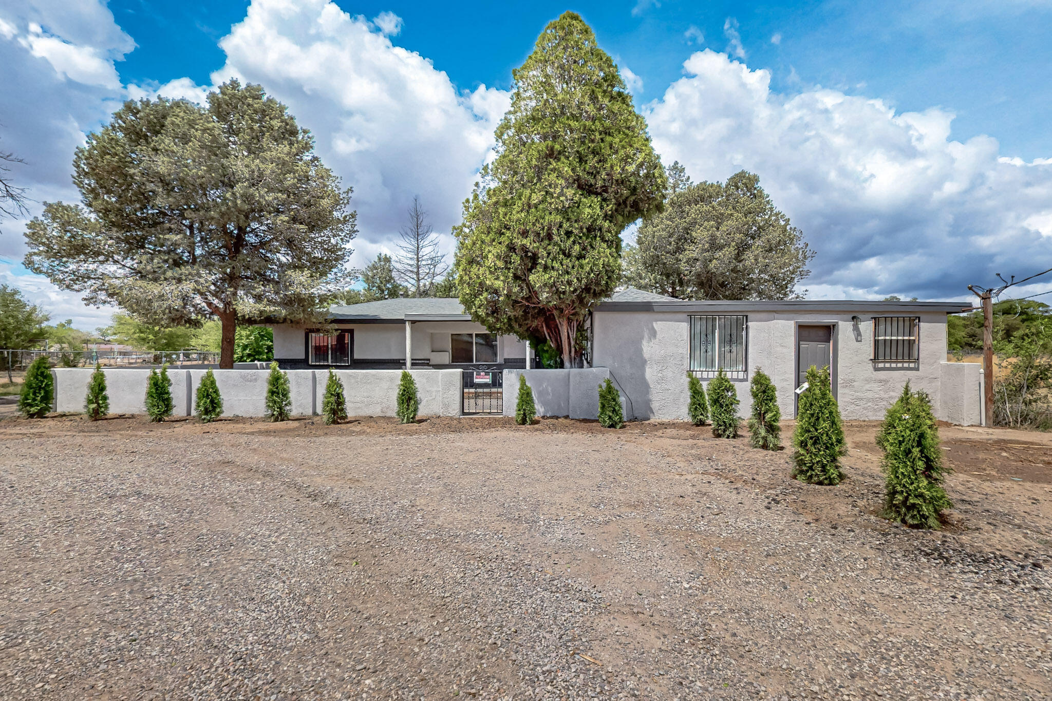 7121 Isleta Boulevard SW Rear - Main Image