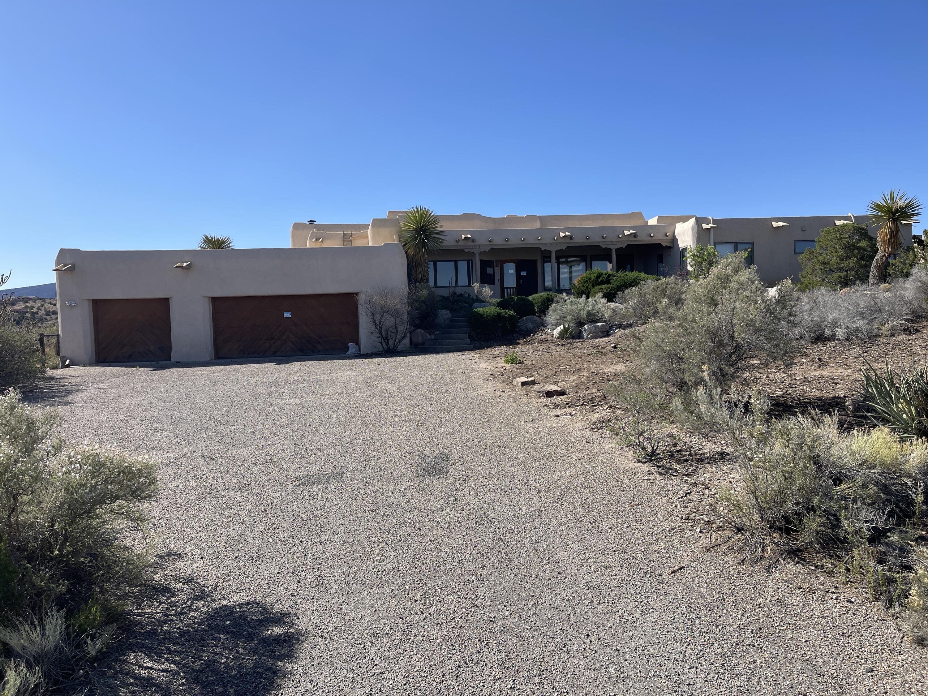 194 CAMINO BARRANCA - Main Image