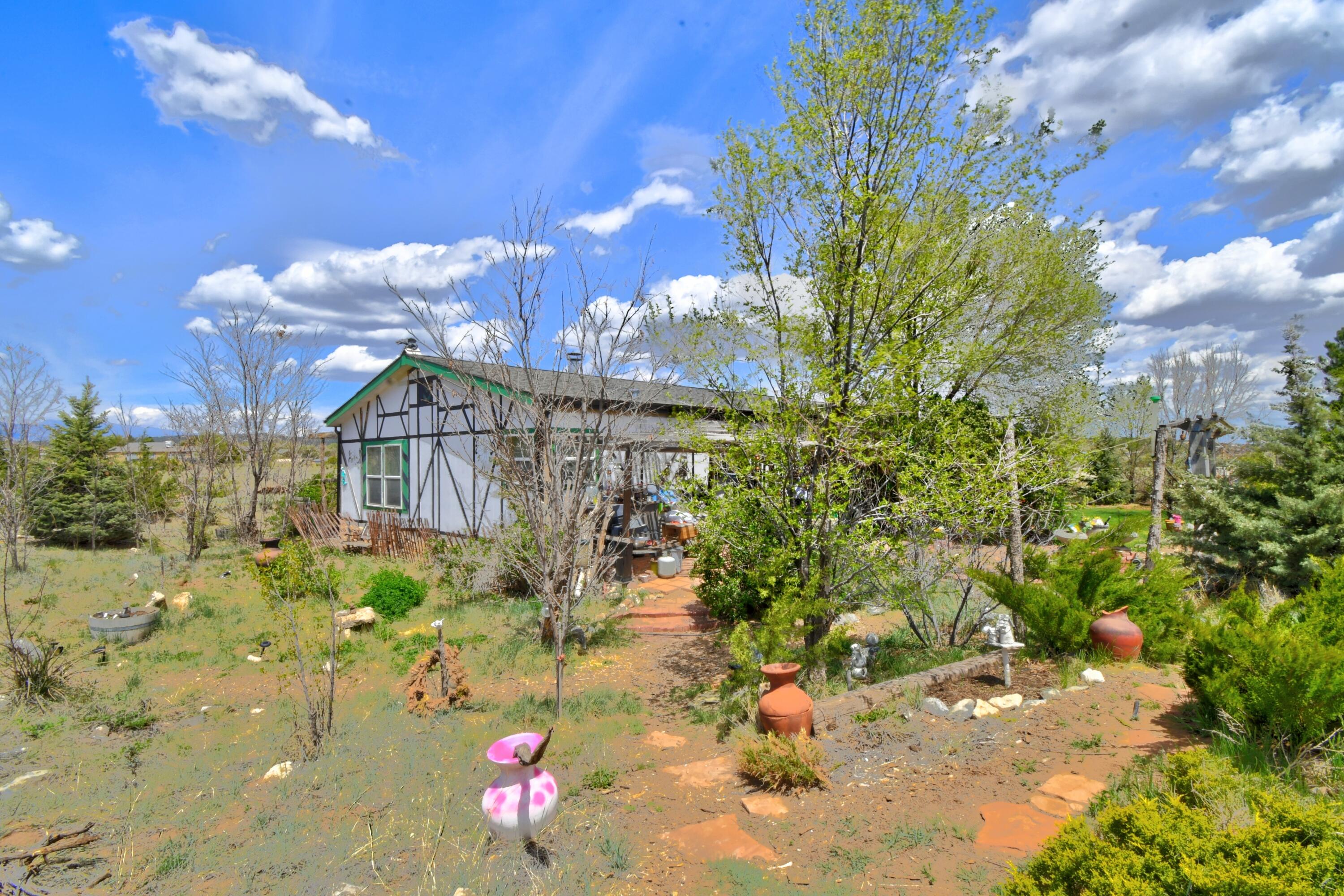 20 REUBENS Lane - Main Image