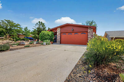 12120 Phoenix Avenue NE, Albuquerque