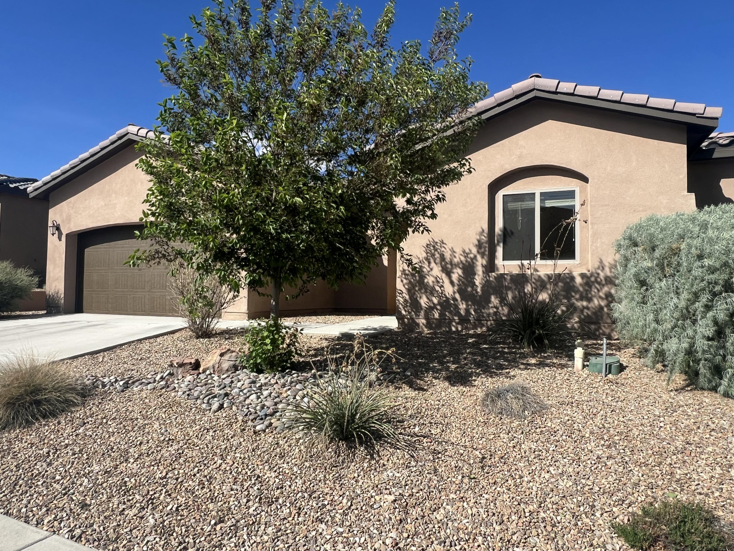 2664 LA LUZ Circle NE - Main Image