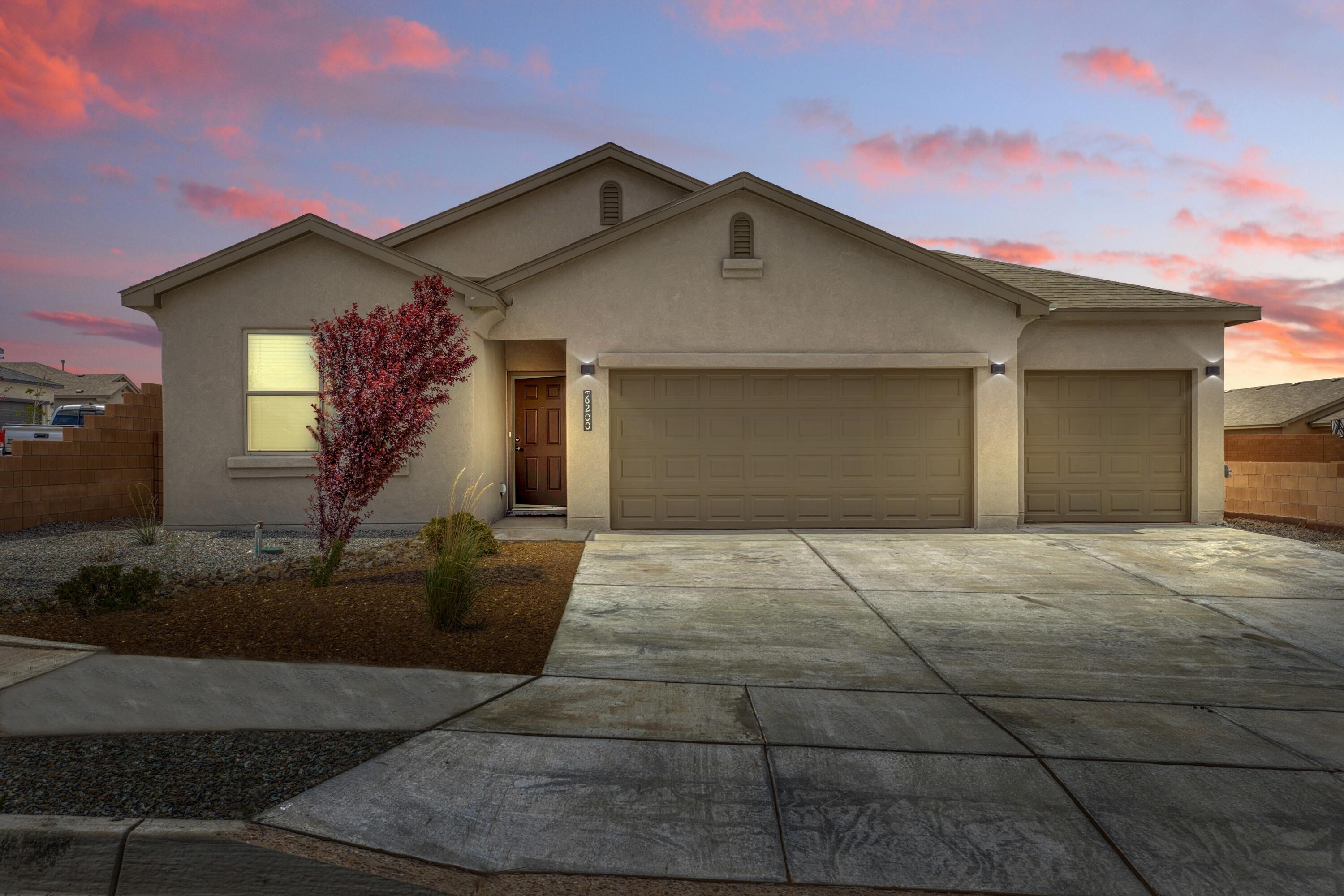 6200 White Hawk Drive NE - Main Image