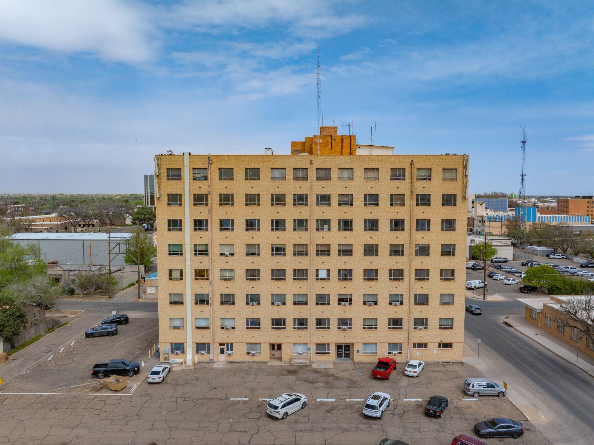 200 W 1st Street - Main Image