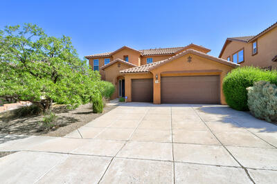 15 LOS MIRADORES Drive NE, Rio Rancho 