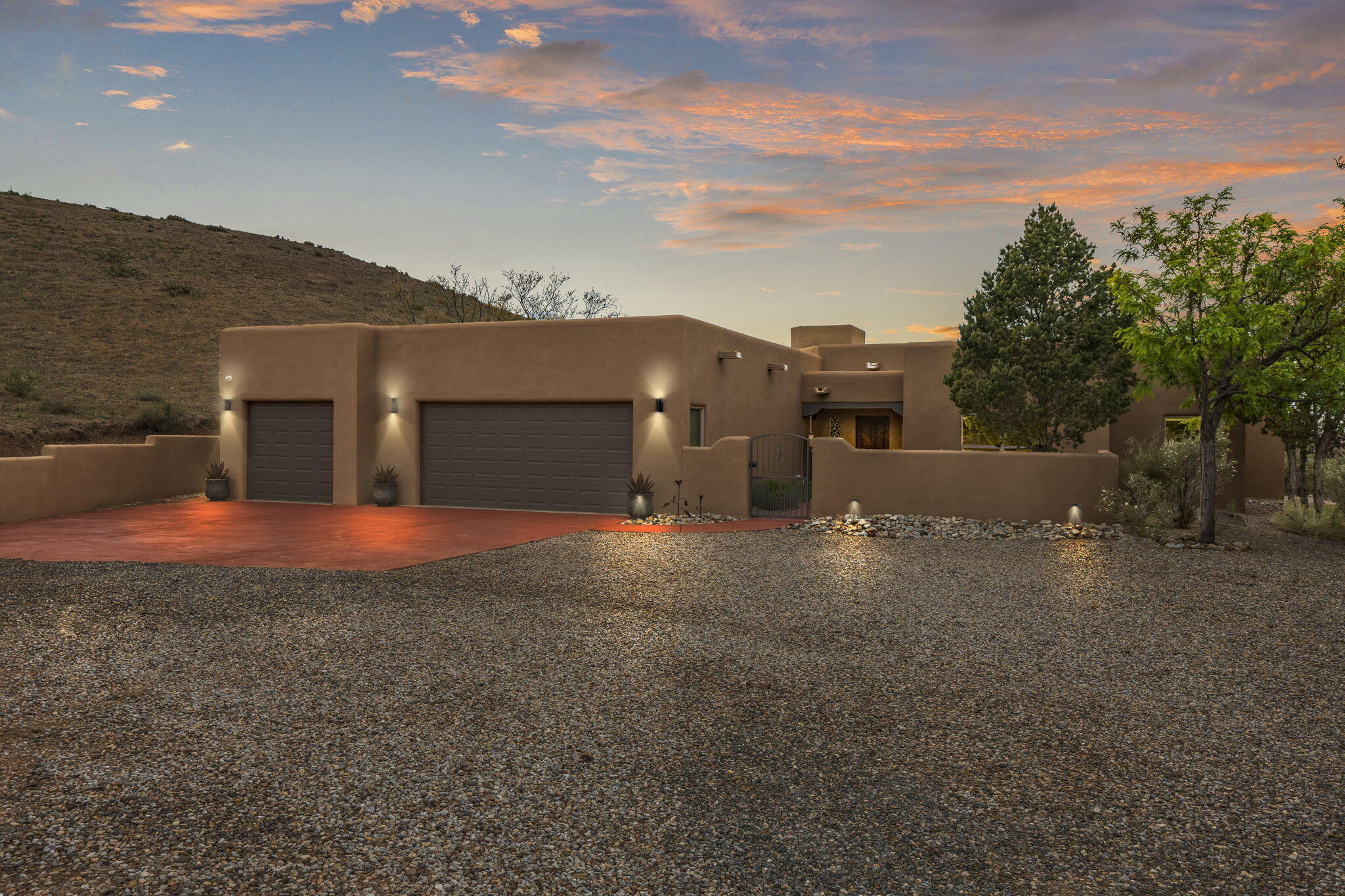 34 SANTA ANA Loop - Main Image