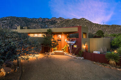 51 ROCK RIDGE Drive NE, Albuquerque 