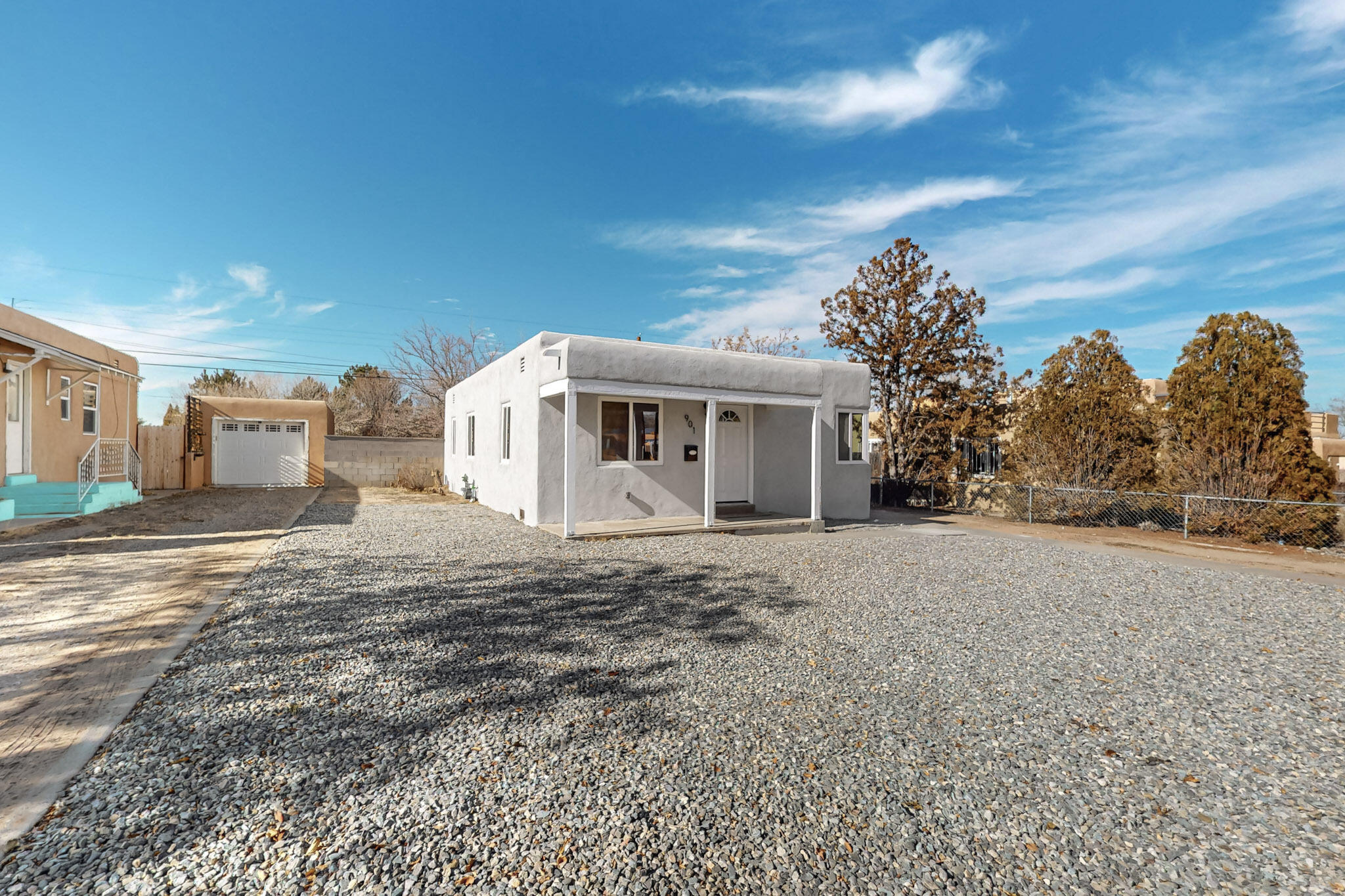 901 PRINCETON Drive SE - Main Image