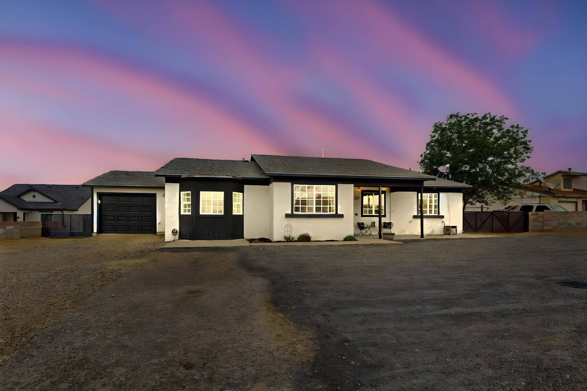 404 PECOS Loop SE - Main Image