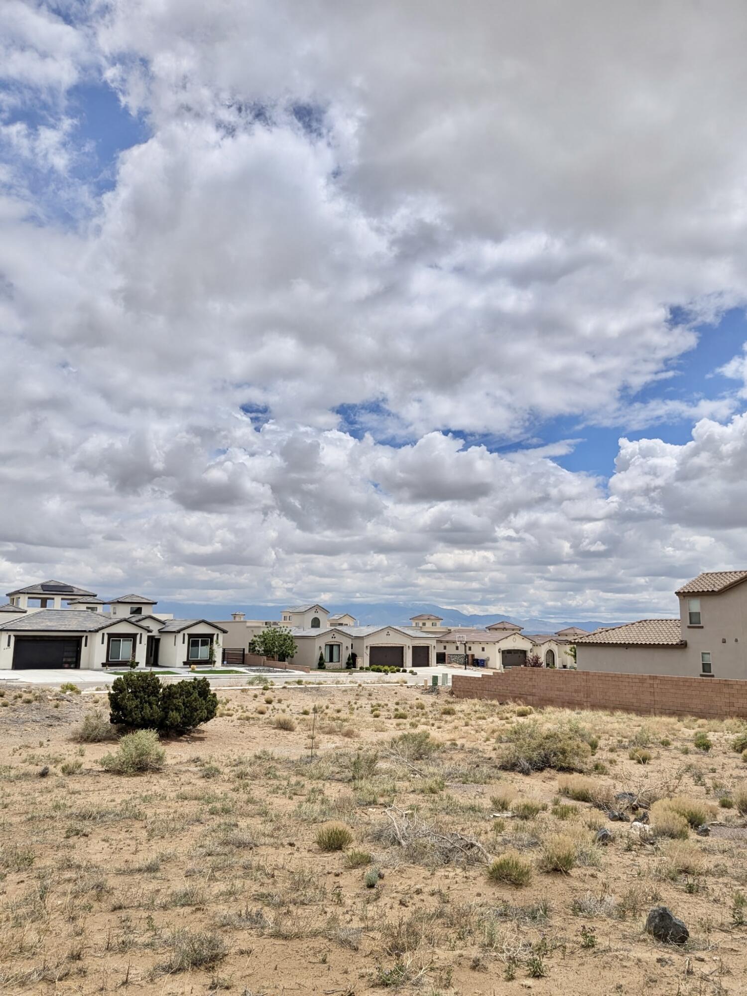 6323 Camino Alto NW - Main Image