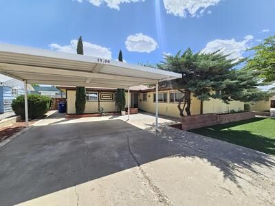 3900 DELAMAR Avenue NE, Albuquerque