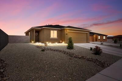 2404 CALLE DEL LOS CLAVELES, Belen 