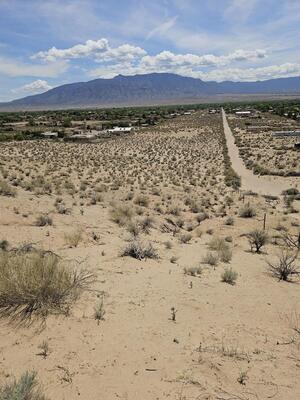 Gutierrez Rd Road, Corrales 