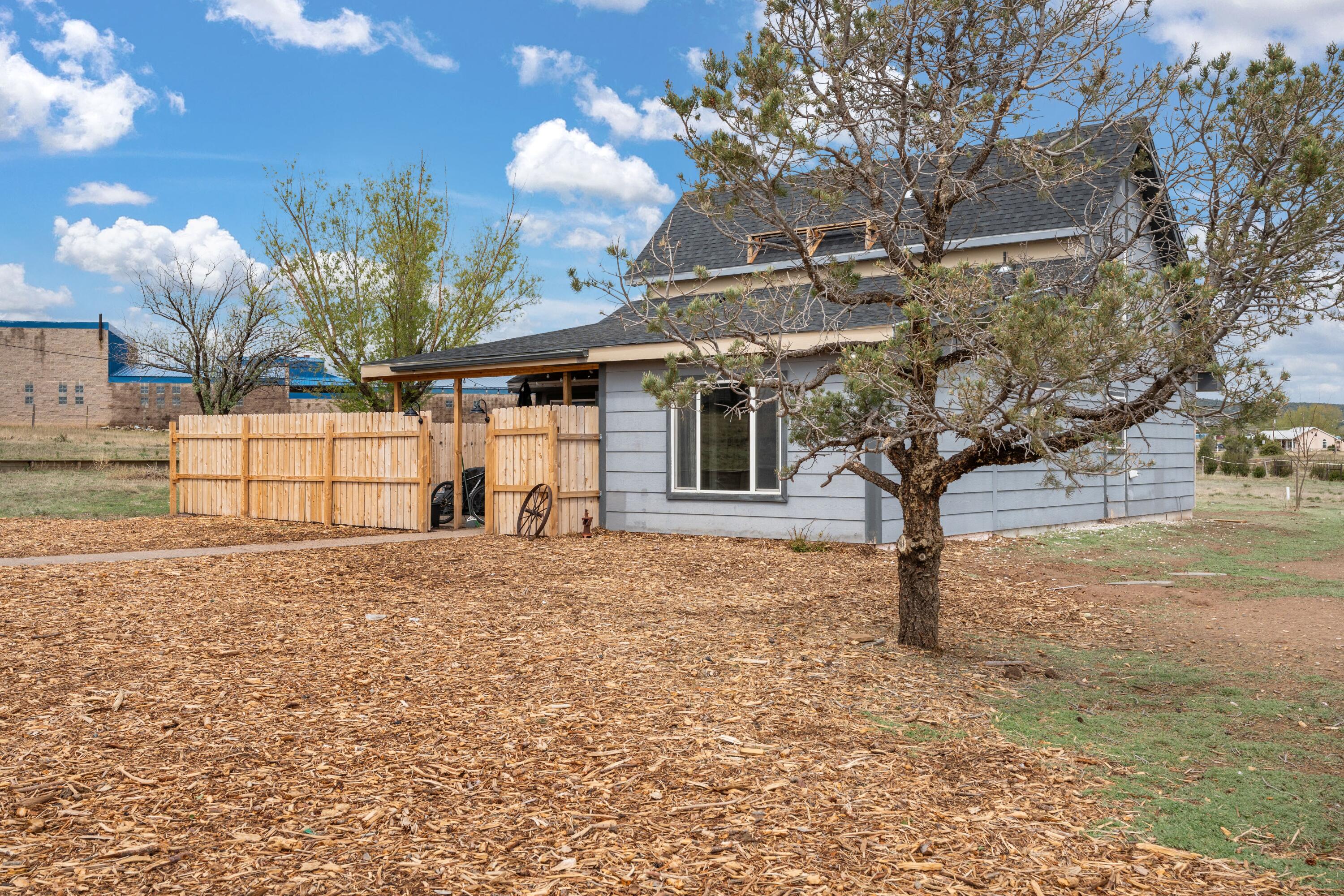 33 EQUESTRIAN Trail - Main Image