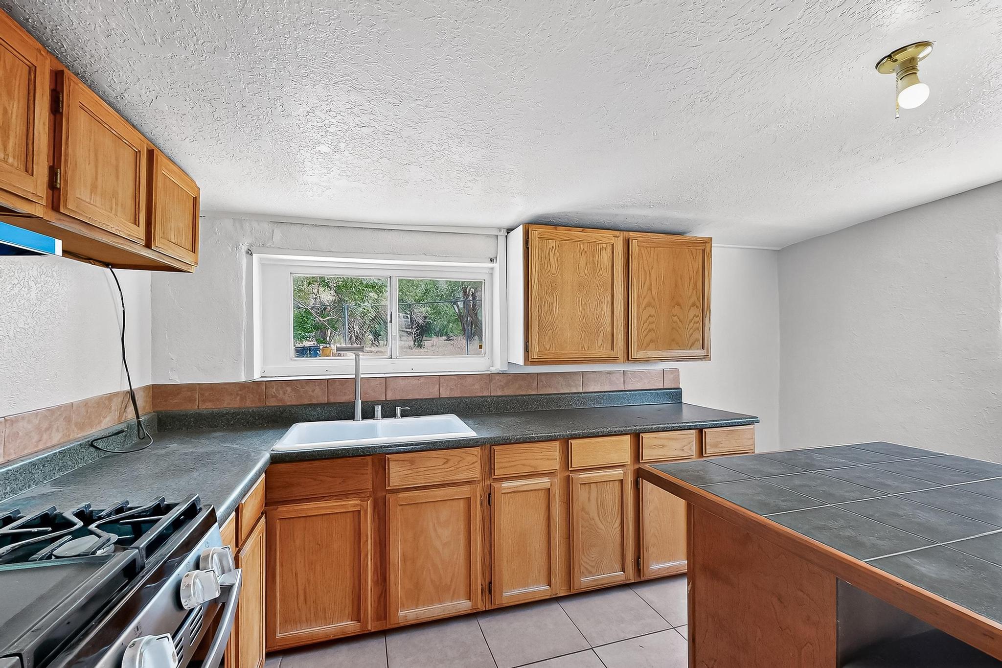 96 SAN ACACIA Road - Main Image