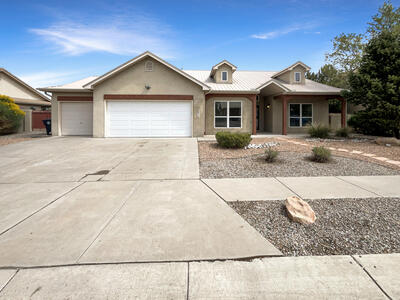 901 BOSQUE Road NE, Albuquerque 