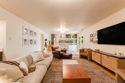 7416 DON TOMAS Lane NE, Albuquerque