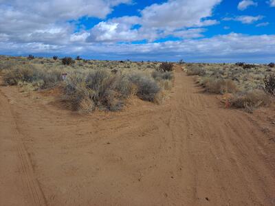 XXX 38th Street SW, Rio Rancho 