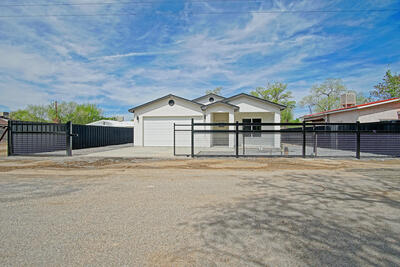 1225 VILLA ROSIE Court SW, Albuquerque 