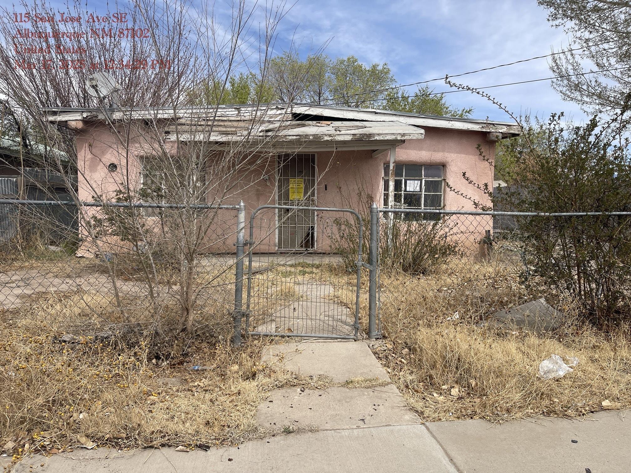 115 SAN JOSE Avenue SE - Main Image