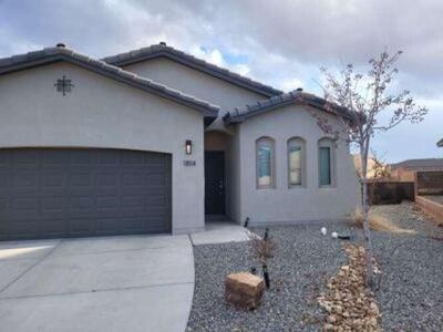 1814 TESORO Loop NW, Los Lunas
