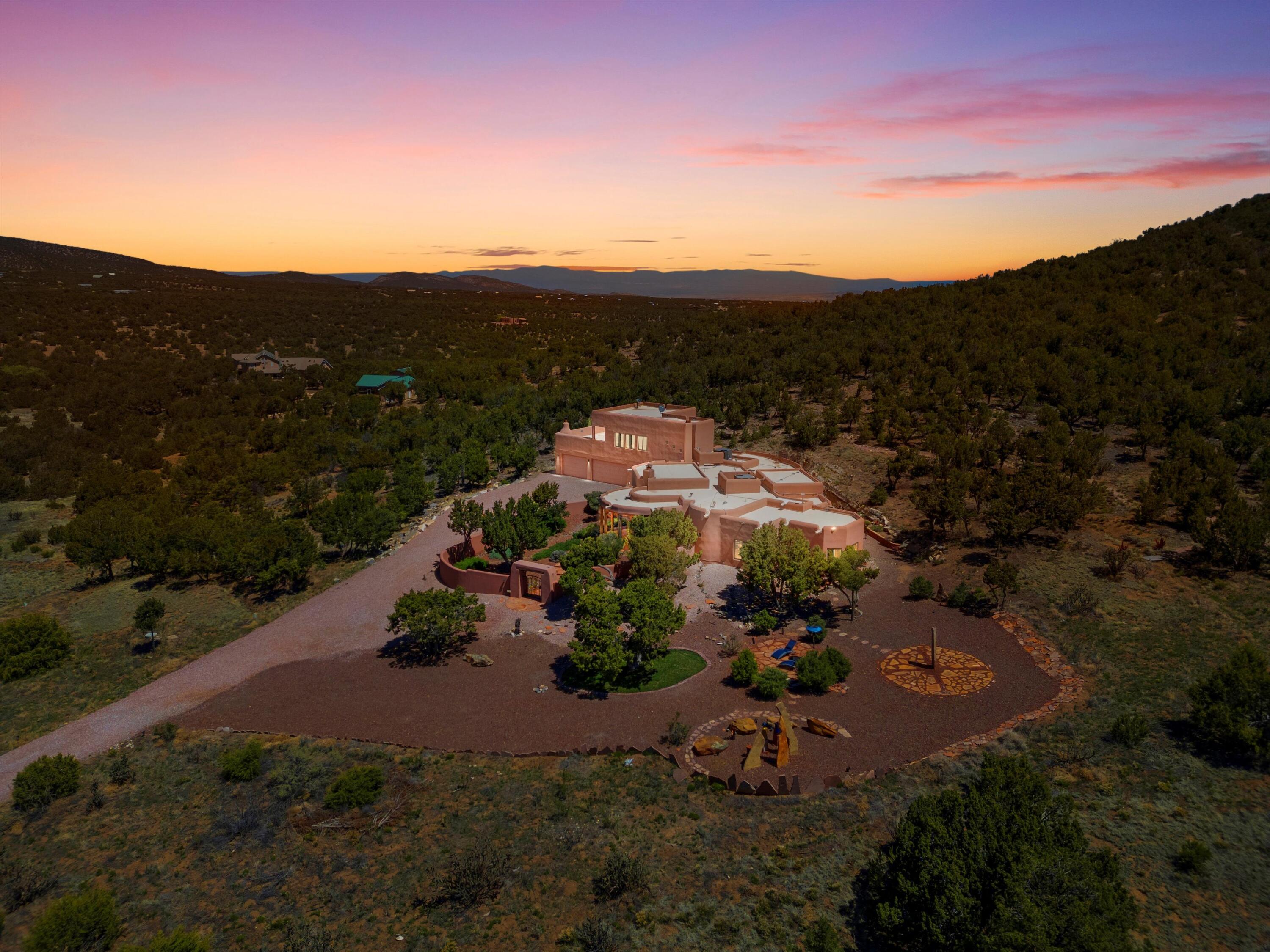 28 CANON ESCONDIDO - Main Image