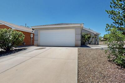 9927 Silverton Drive NW, Albuquerque