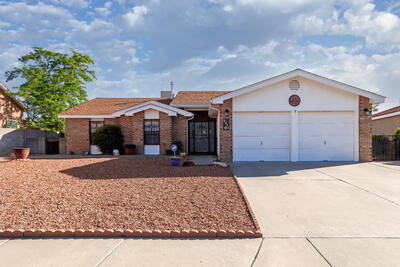 5331 HATTIESBURG Avenue NW, Albuquerque