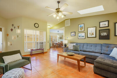 8316 Calle Avion NE, Albuquerque