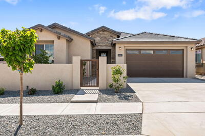 8401 Salinger Way NW, Albuquerque 
