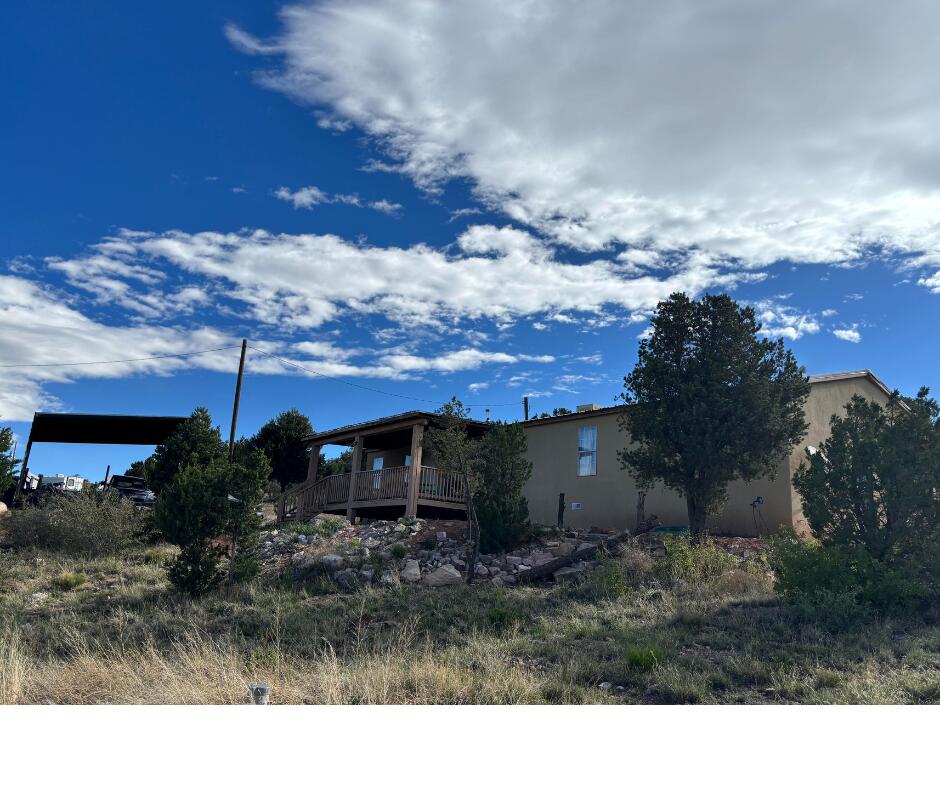 11 Valley View Road - Main Image