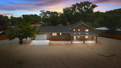 2212 HENRY Road SW, Albuquerque 