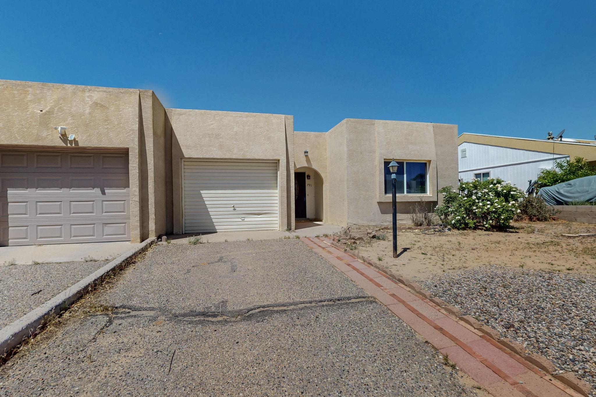 791 STALLION Road SE - Main Image