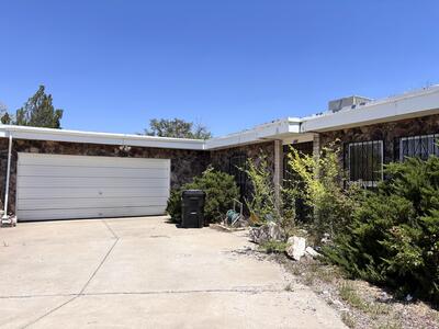 806 OREJA DE ORO Drive SE, Rio Rancho 