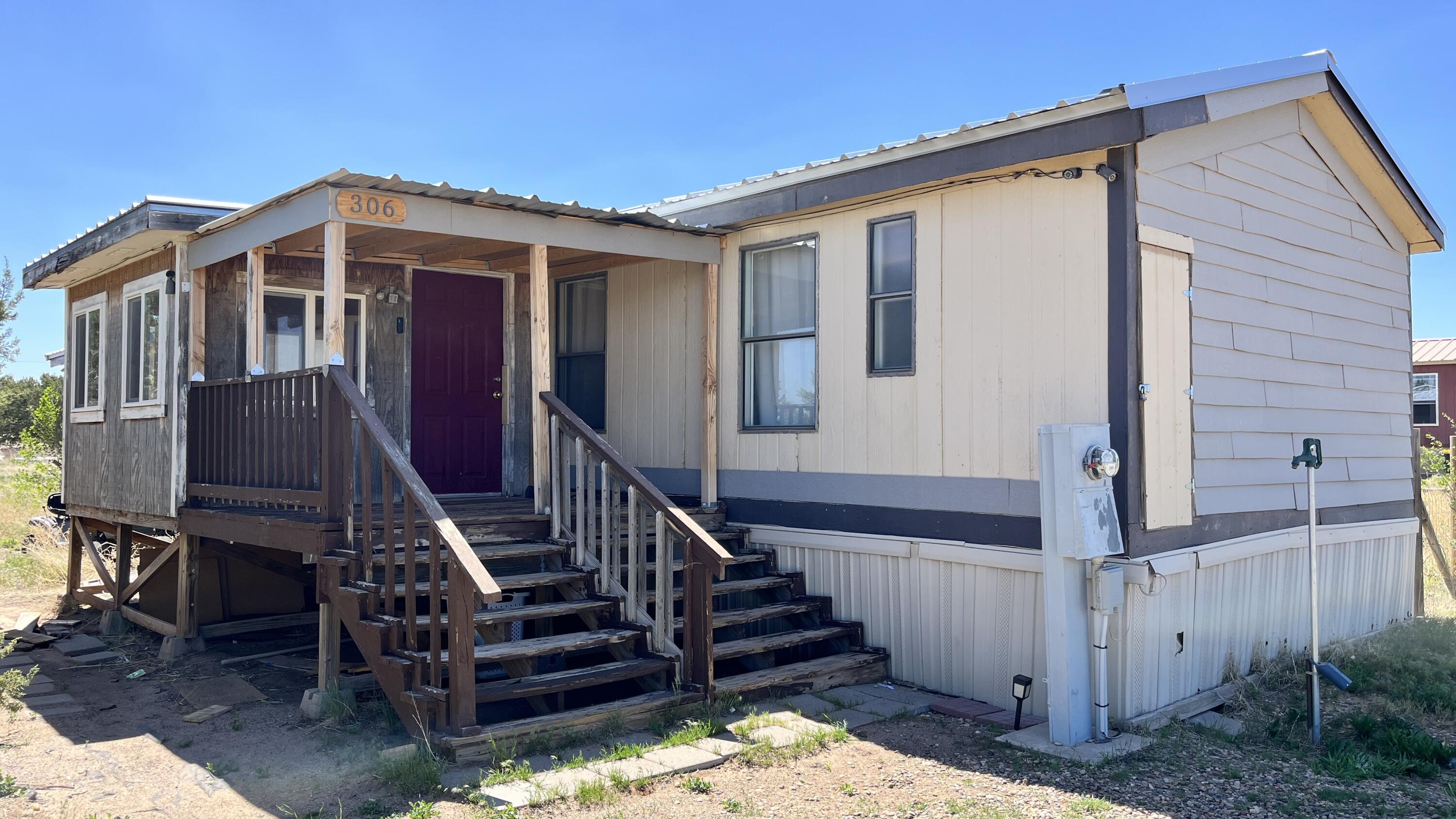306 S MCKINLEY Avenue - Main Image