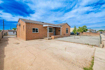 2428 FLORAL Road NW, Albuquerque 
