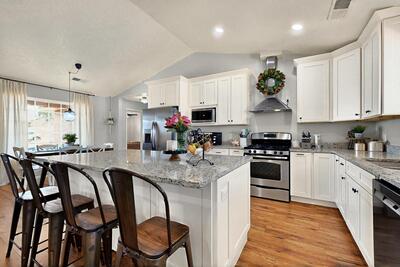 7021 TAMPICO Road NE, Rio Rancho 