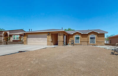 1905 Clearwater Loop NE, Rio Rancho 