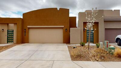 1659 Tierra Verde Loop, Los Lunas