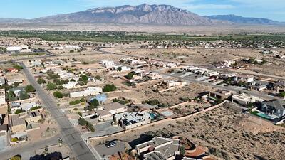 6912 Oersted Road NE, Rio Rancho 