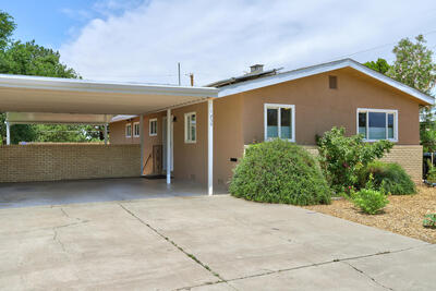 1835 SOLANO Drive NE, Albuquerque