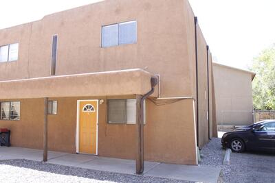 3505 Lafayette Drive NE Apt C, Albuquerque 