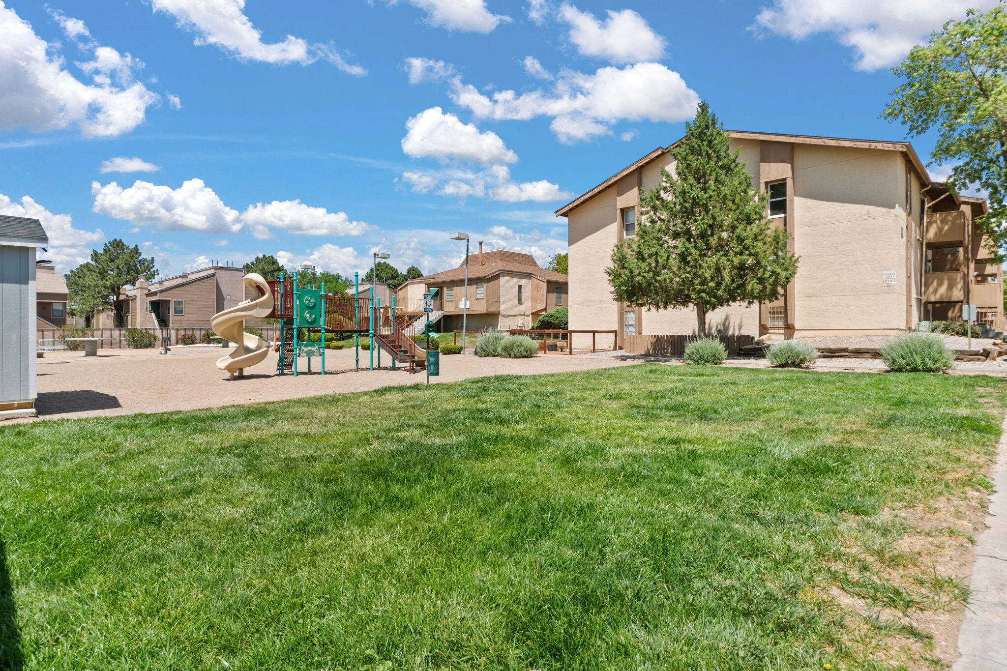 3867 MONTGOMERY Boulevard NE 1633 - Main Image