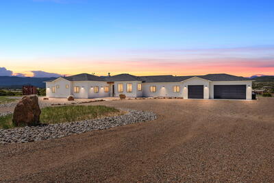 3 BARTRAM Court, Sandia Park