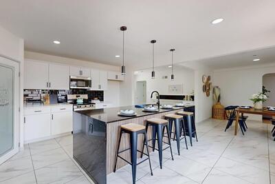 3712 MESA VERDE Avenue NE, Albuquerque