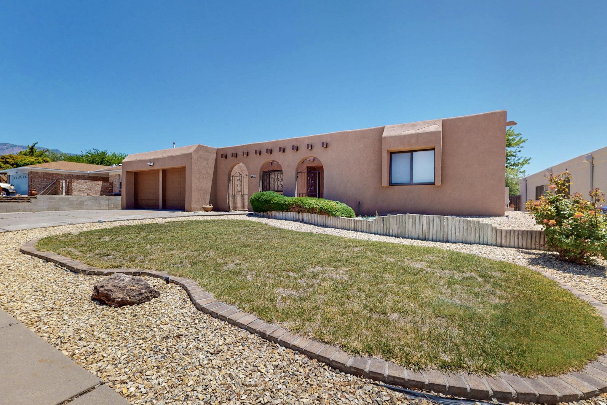 9612 AVENIDA DE LA LUNA NE - Main Image